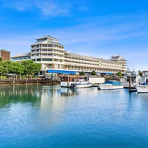 Shangri-la The Marina, 5* Cairns