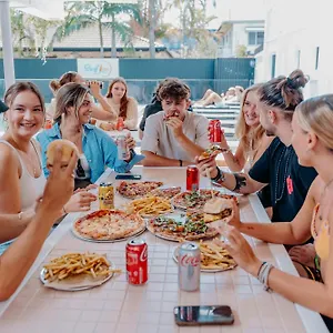 Surf Boutique Backpackers - Free Breakfast ホステル