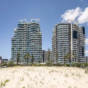 **** Resort Reflections Tower Two Australia