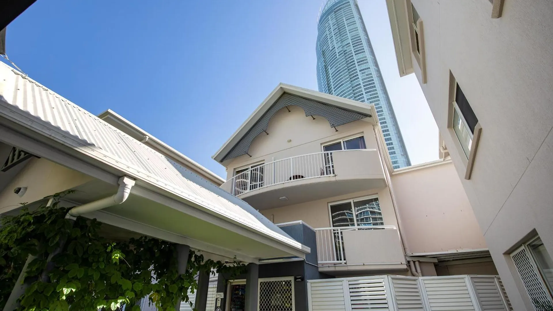 Costa D'Ora Holiday Apartments Gold Coast 3*,