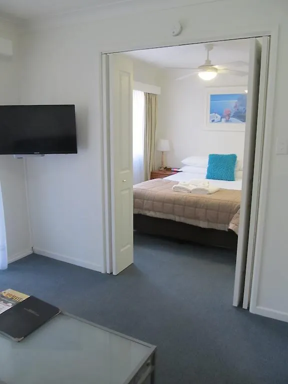 Costa D'Ora Holiday Apartments Gold Coast 3*,